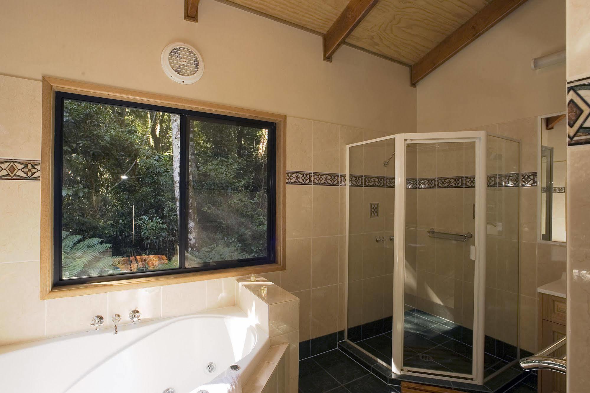 Springbrook Lyrebird Retreat Villa Bagian luar foto